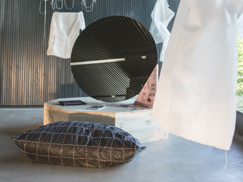 Free Bootstrap Template by uicookies.com